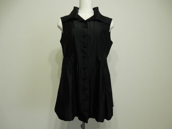 シンプルでも抑揚があるデザイン|ジュンアシダのブラウスを買取しました