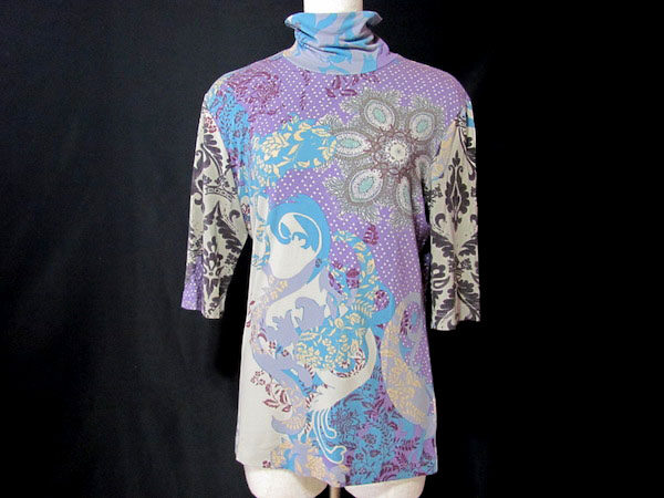 豪勢な絵柄に見とれる｜エトロのカットソーを買取しました