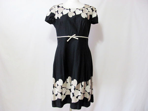 チャーミングに決まる|エムズグレイシーのワンピースを買取しました