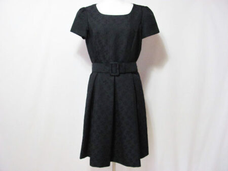 体に沿ったラインが綺麗なエムズグレイシーのワンピースを買取しました