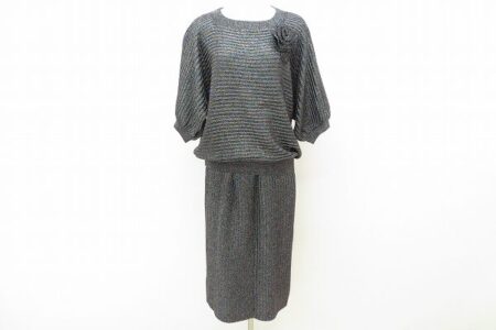 黒とラメで高級感を！斉藤都世子のセットアップを買取しました