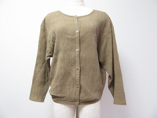 デイリーウェアにも抜群｜ヨーガンレールのカーディガンを買取しました
