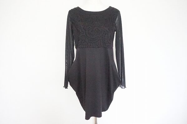 変形デザインでインパクトを|ヒロコビスのチュニックを買取しました