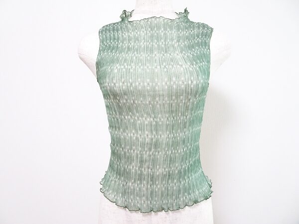 優しいプリーツが魅力的なアルマーニ コレッツォーニのカットソーを買取しました