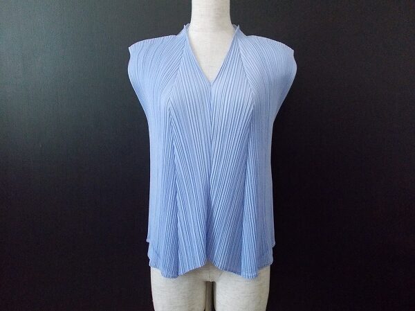エアリー感漂う|プリーツプリーズのカットソーを買取しました