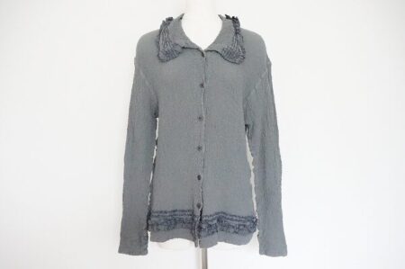 襟付きがポイント｜ミーイッセイミヤケのカーディガンを買取しました