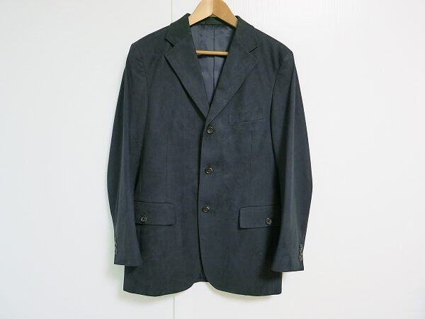 スエード素材で落ち着いた印象に｜バーバリーのジャケットを買取しました