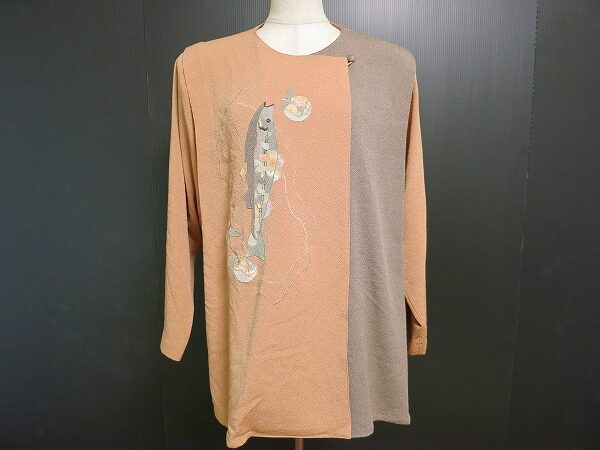 ピンク×魚柄の異色な組み合わせが素敵|三年坂のチュニックを買取しました