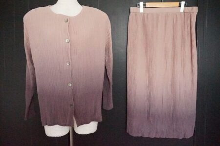 プリーツ×ちりめんの上品バランスが素敵な三年坂のセットアップを買取しました