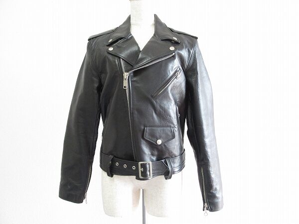 女性の柔らかさも表現された インゲボルグのライダースジャケットを買取しました