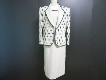 生成り×緑が上品さを生む｜ジュンアシダ ワンピーススーツを買取しました