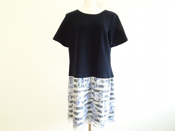 紺とボーダーのバランスが見事なローズティアラのワンピースを買取しました