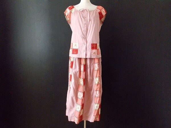 パッチワークで可愛らしく｜ピンクハウスのセットアップを買取しました