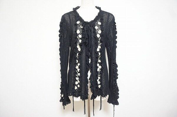 透かし編みで大人な雰囲気を演出｜ピンクハウスのカーディガンを買取しました