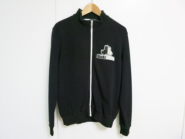 暖かニットのブルゾンを買取！ブラック&ホワイト