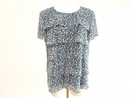 シックな花柄が印象的なレリアンのカットソーを買取しました