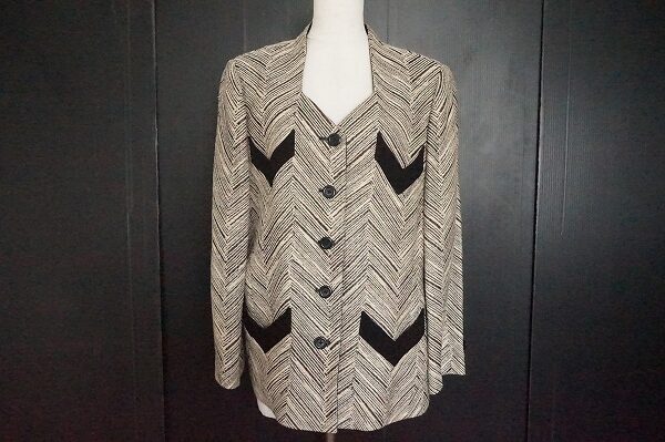 こなれた印象にしてくれる|ジュンアシダのジャケットを買取しました