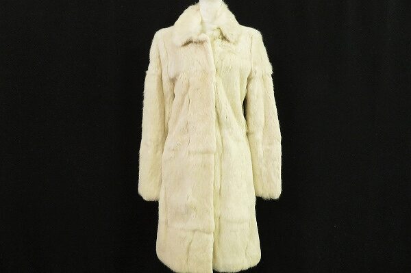 ラビット素材でセレブな雰囲気に｜セオリーのコートを買取しました