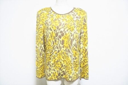 華やかさを出すのにぴったり｜伊太利屋のカットソーを買取しました