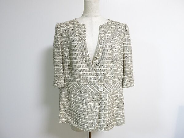 しっとりとした印象もゲットできる！アルマーニ コレッツォーニのジャケットを買取しました