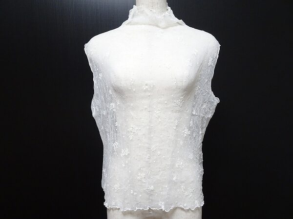 上質なシースルーがエレガント｜バラ色の暮し カットソーを買取しました