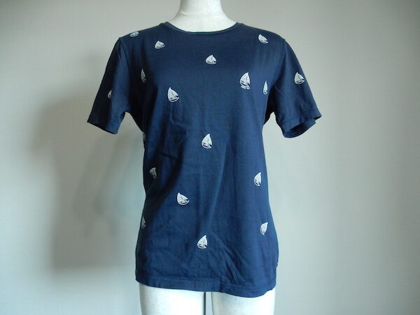 さわやかさがあるマドモアゼルノンノンのカットソーを買取しました