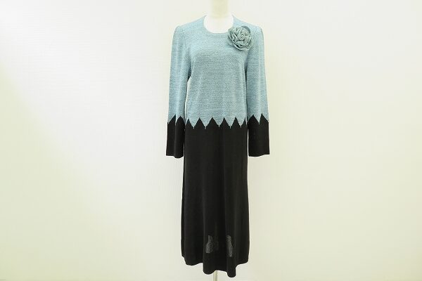 柔らかい水色が上品|斉藤都世子のワンピースを買取しました