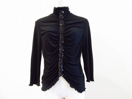 ブラックとスパンコールの相性抜群｜伊太利屋のカットソーを買取しました