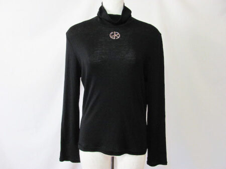シンプルなロゴで使いやすい｜伊太利屋のタートルネックを買取しました