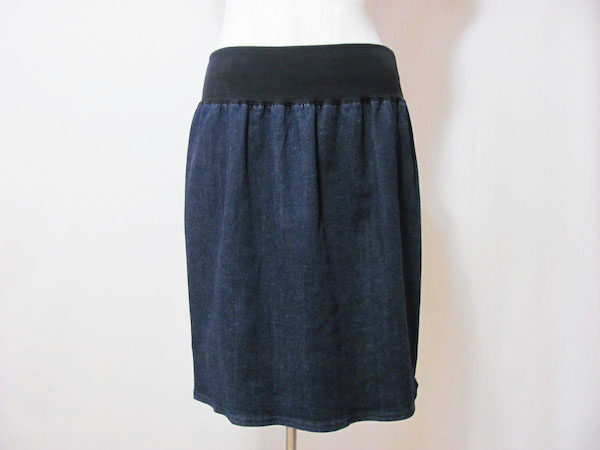 見るだけでどこか和む!アニエスベーのスカートを買取しました