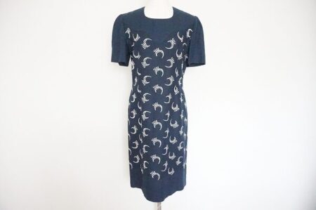 メリハリあるデザインが素敵｜ジュンアシダのワンピースを買取しました