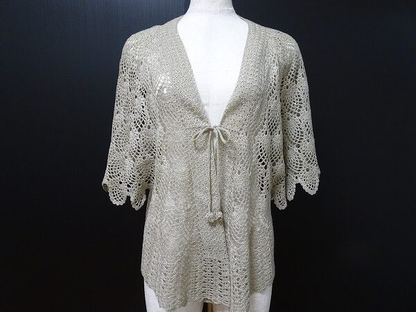 透かし編みが可愛い｜斉藤都世子のカーディガンを買取しました