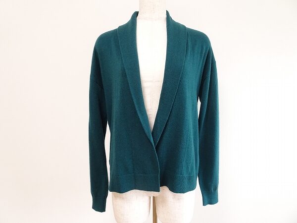 深みのあるグリーンがシック！ローラアシュレイのカーディガンを買取しました