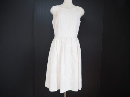 さわやかさが素敵｜ハロッズのワンピースを買取しました