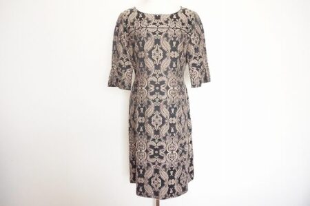 海外セレブ風の柄で洗練されたファッションを！オースチンリードのワンピースを買取しました