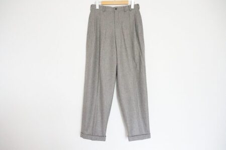 センタープレスでスッキリみえる｜パパスのパンツを買取しました
