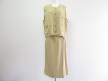 カジュアルなのにどこか上品｜三年坂のセットアップを買取しました