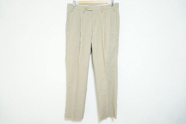 使いやすさが嬉しいベージュ|パパスのパンツを買取しました