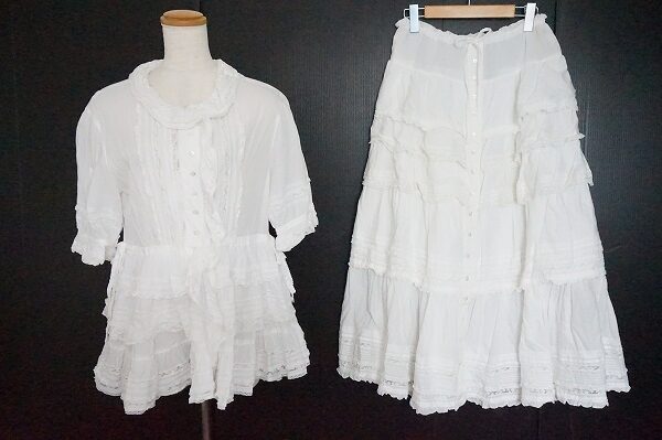 可憐なフリルにテンションMAX！ピンクハウスのセットアップを買取しました