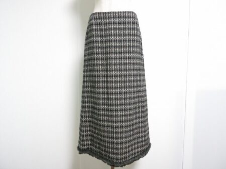 ツイード×チェックで甘めの大人テイストが実現｜ピンクハウスのスカートを買取しました