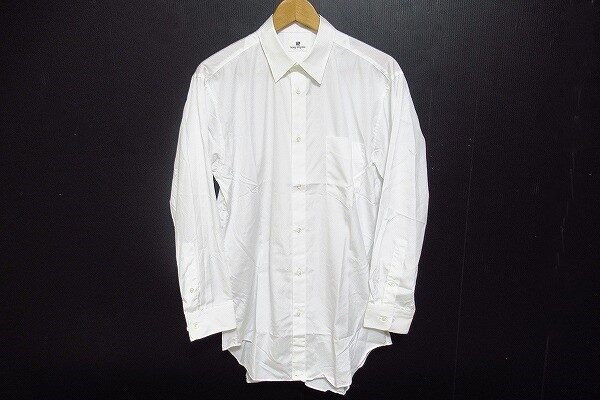 ダンディさを際立たせる白｜イッセイミヤケのワイシャツを買取しました