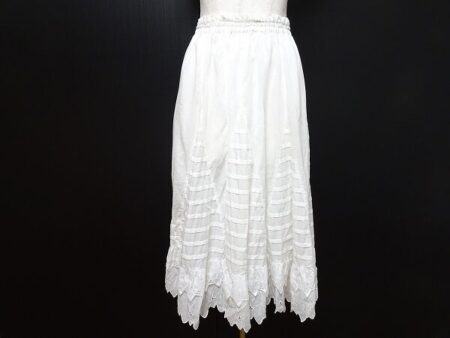 可愛すぎないのがバラクラならでは｜バラ色の暮し フレアスカートを買取しました