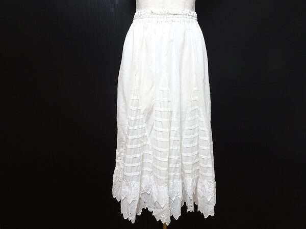 可愛すぎないのがバラクラならでは｜バラ色の暮し フレアスカートを買取しました