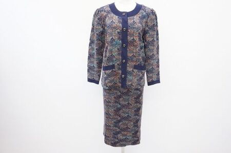 古風な柄が落ち着く｜斉藤都世子のセットアップを買取しました