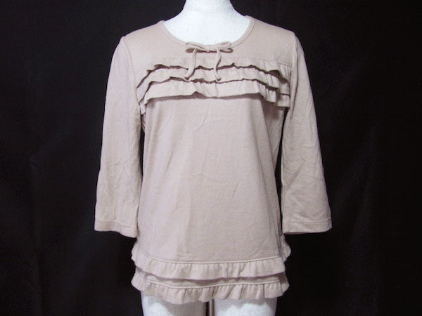 抑えめのピンクが大人っぽさを連れてくる｜インゲボルグのカットソーを買取しました