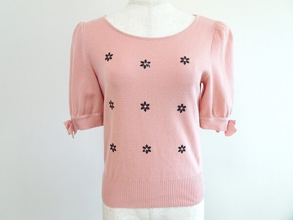 華やかで程よくレトロ｜エムズグレイシーのカットソーを買取しました