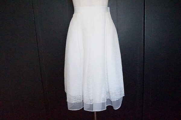 まるでウエディングドレス？ユキトリイのスカートを買取しました