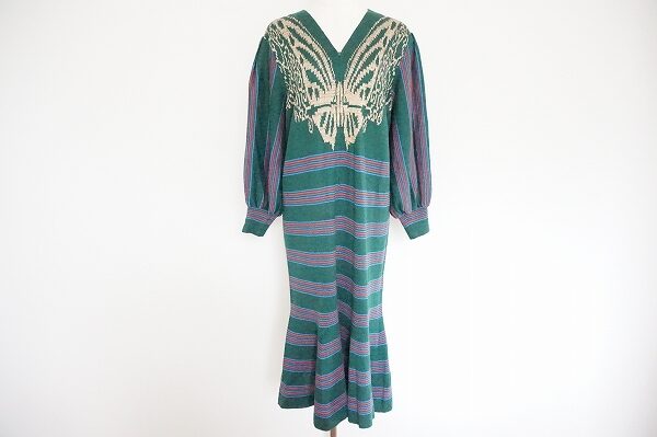 大ぶりな蝶がゴージャス|斉藤都世子のワンピースを買取しました