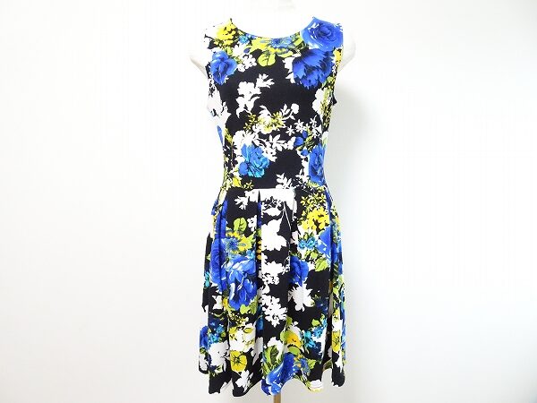 引き締まる花柄に見とれる!ファスフィーユアシュアヴルのワンピースを買取しました