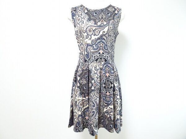 落ち着いたペイズリー柄が綺麗なファスフィーユアシュアヴルのワンピースを買取しました